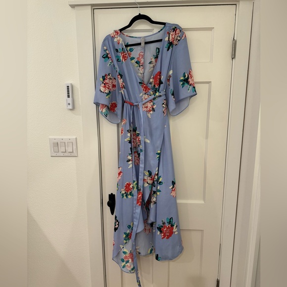 Women’s floral wrap dress (size M) - Picture 2 of 7
